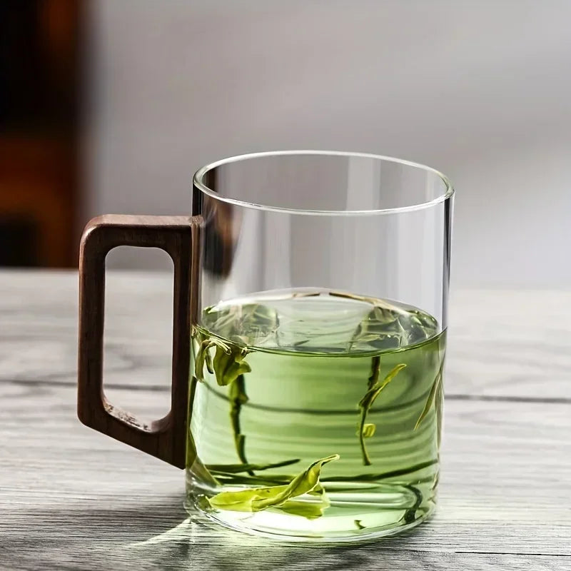Värmetålig Glasmugg med Valnötshandtag